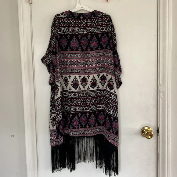 LA Hearts paisley patterned shawl wrap | OS - Picture 3 of 3